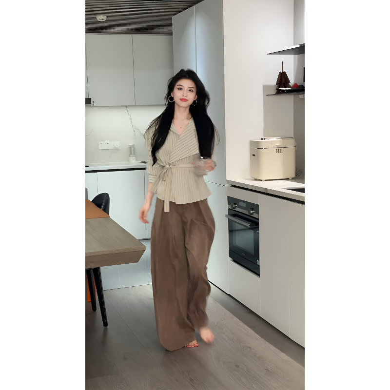 早春韓系風兩件組 設計感不規則 V 領長袖襯衫 + 闊腿褲