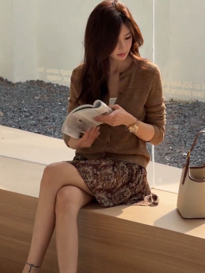 早春新品 | 港風復古休閒針織外套 文藝碎花短褲裙