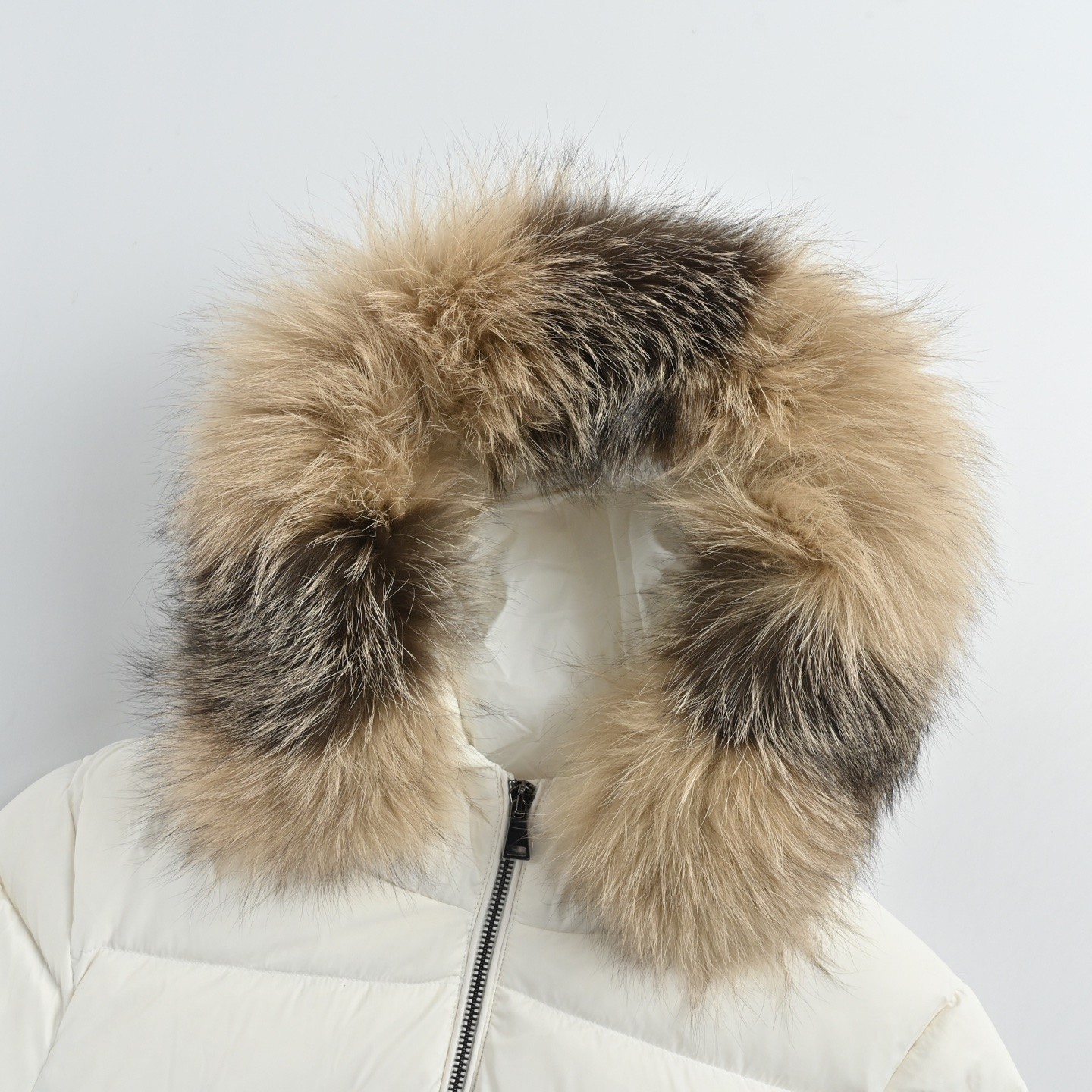 MONCLER モンクレール HERMIFURシリーズ 長ダウンジャケット