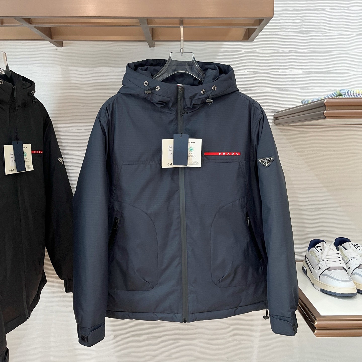 PRADA プラダ 2025最新款 メンズダウンジャケット ブラック/ネイビー