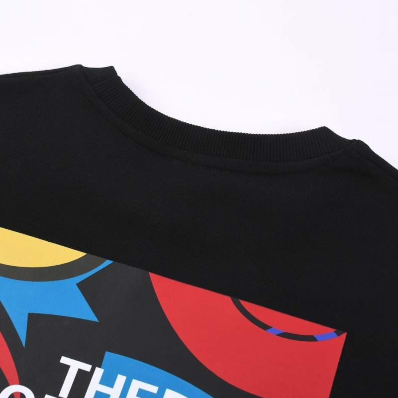 The North Face 秋の新しいスタイルのツートンカップルスタイルのアウトドアジャケットジャケット4色