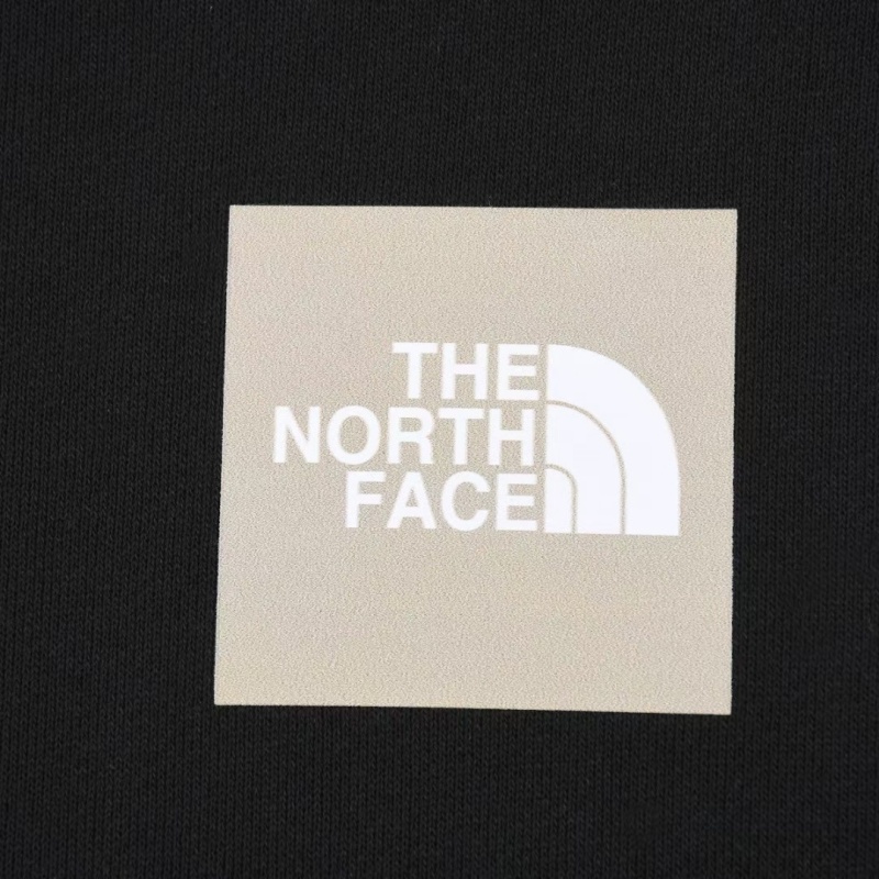 The North Face 秋の新しいスタイルのツートンカップルスタイルのアウトドアジャケットジャケット4色