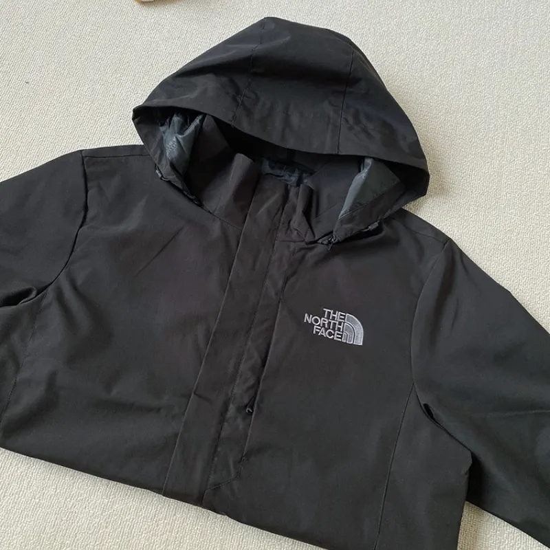 The North Face ザ・ノース・フェイス フード付き防風ジャケット 防水・防寒機能
