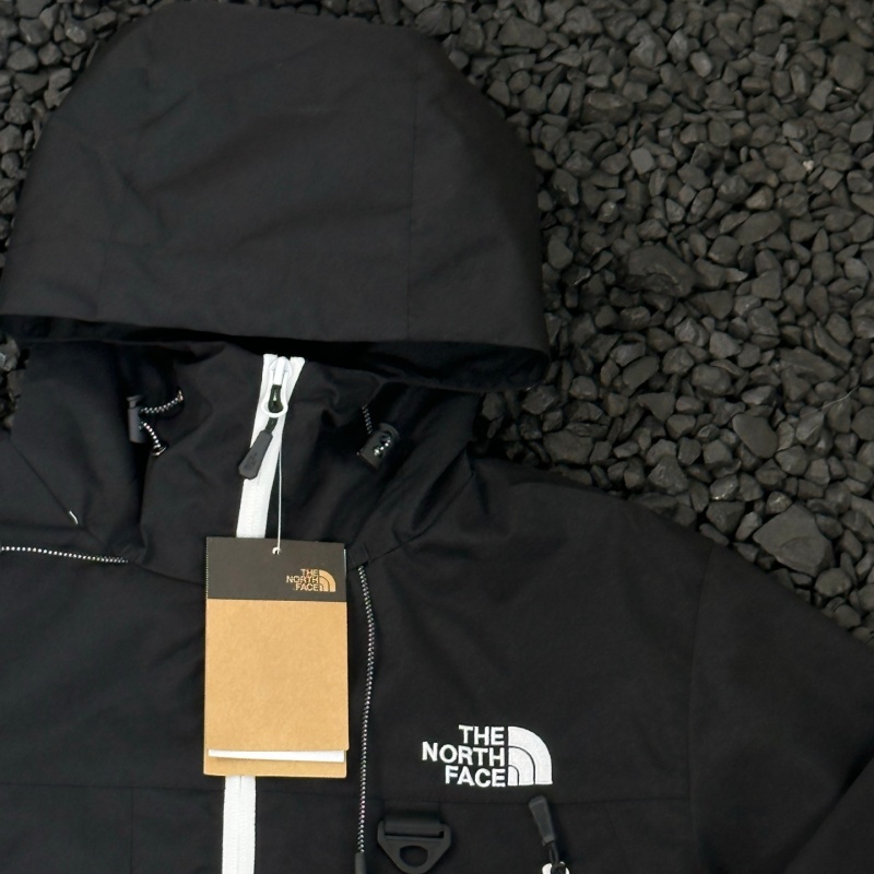 The North Face 秋の新しいスタイルのツートンカップルスタイルのアウトドアジャケットジャケット4色
