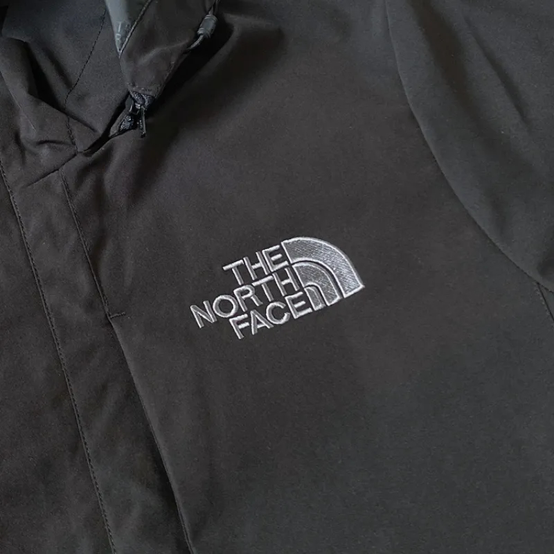 The North Face ザ・ノース・フェイス フード付き防風ジャケット 防水・防寒機能