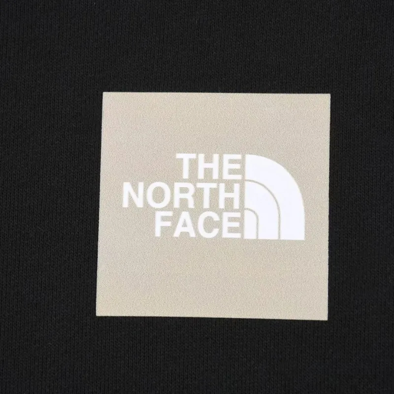 The North Face ザ・ノース・フェイス クラシックロゴ フーディー フード付きスタイル トレンディで多用途