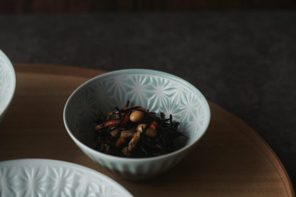 麻の葉　白磁/青白釉