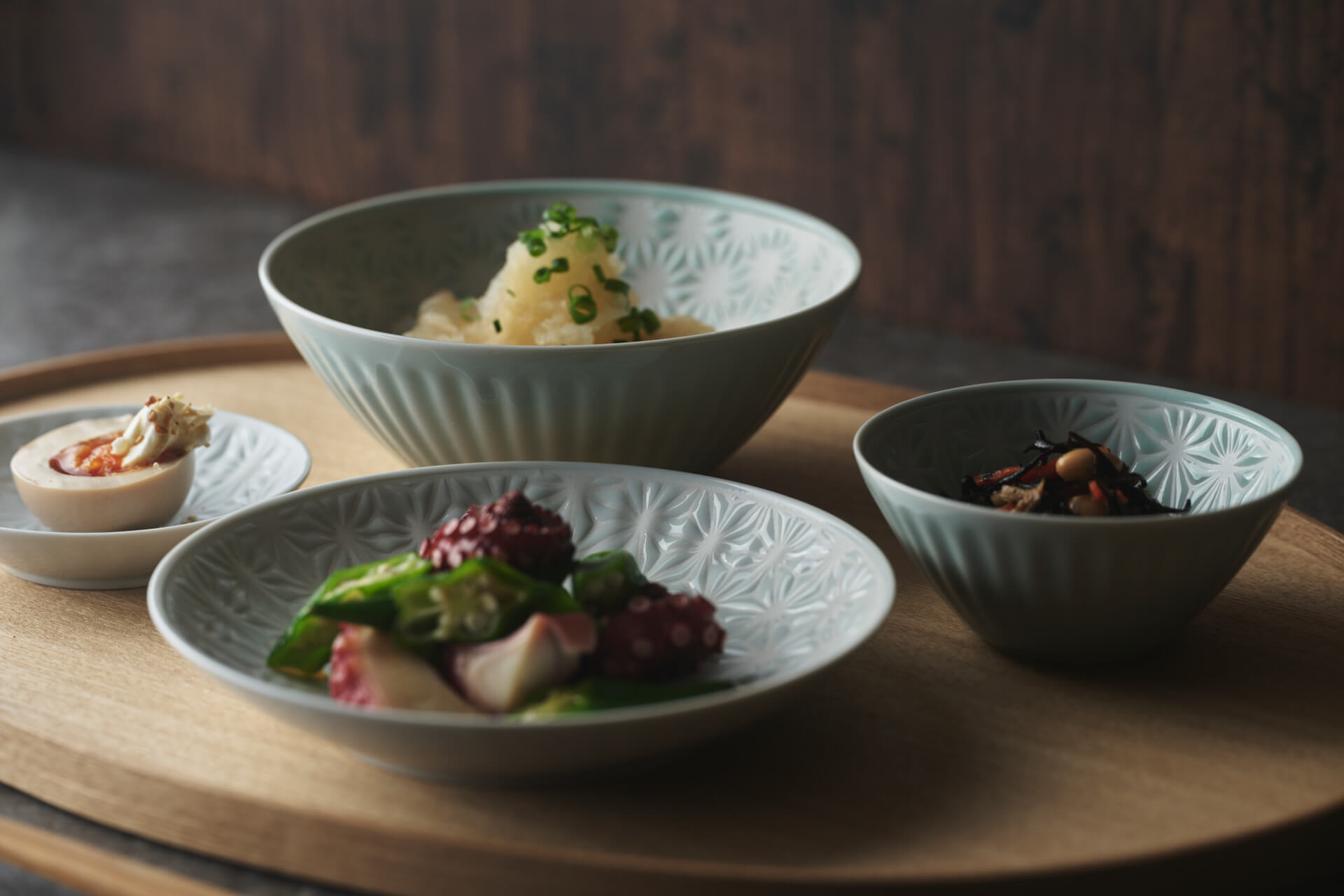 麻の葉　白磁/青白釉