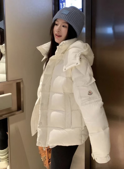 Moncler モンクレール シーズン別 ロングダウンコート