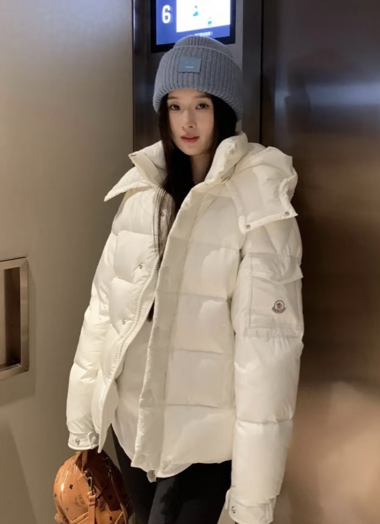 Moncler モンクレール シーズン別 ロングダウンコート