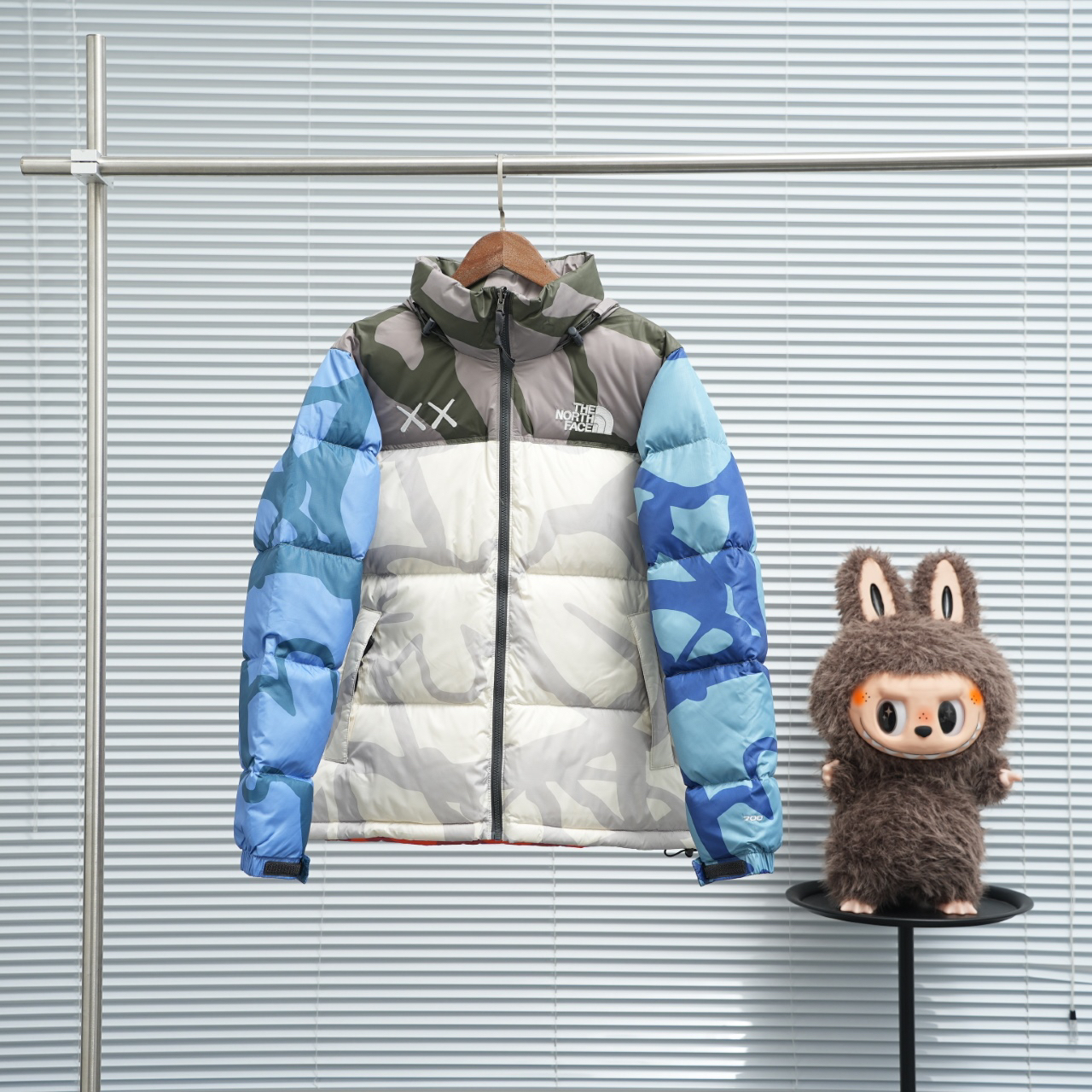 ザ・ノースフェイス 厳冬のしつらえにダウンジャケットシリーズ