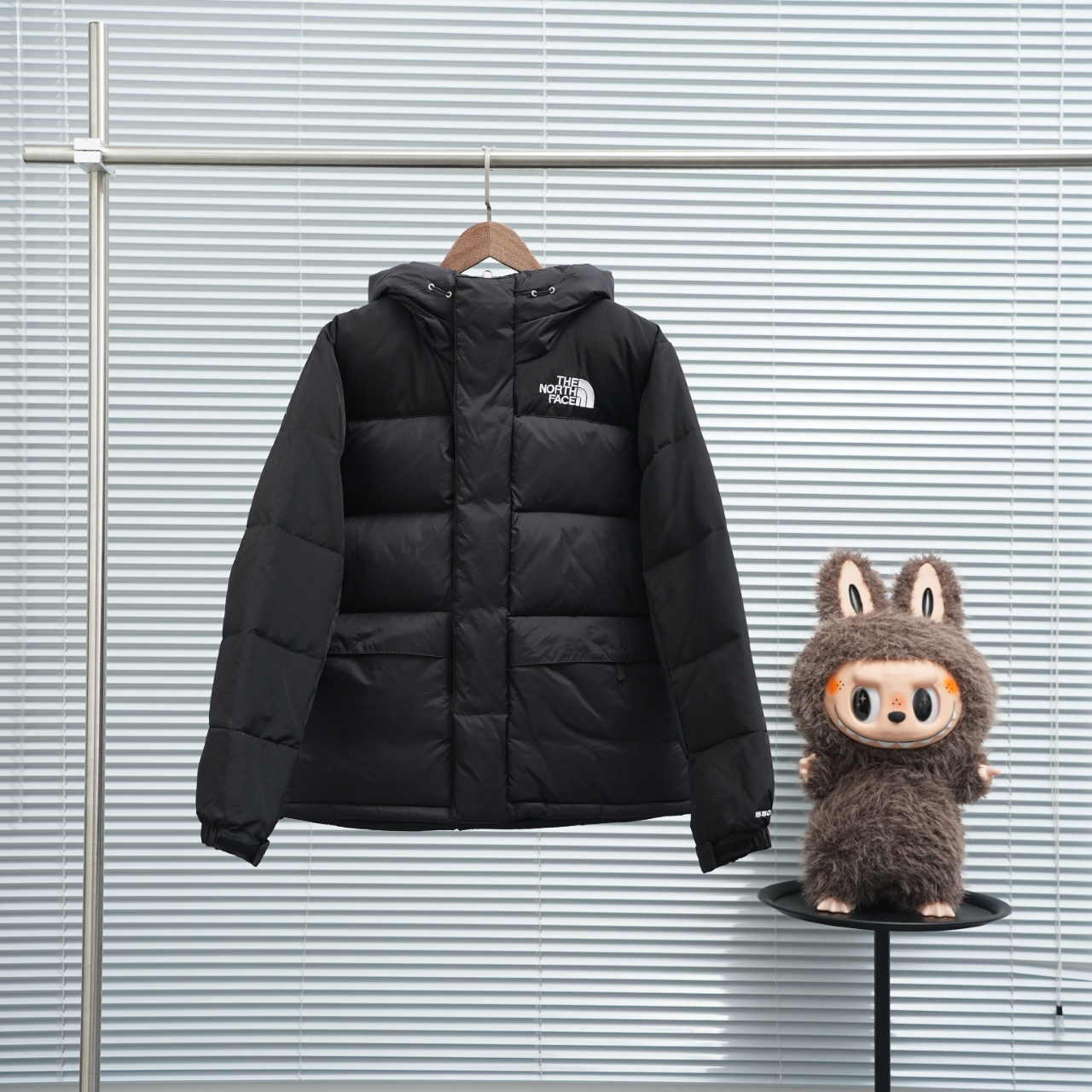 ザ・ノースフェイス 厳冬のしつらえにダウンジャケットシリーズ