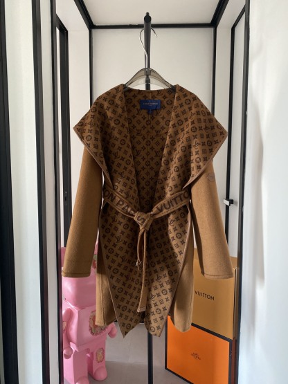 [ Louis Vuitton ] ルイ・ヴィトン  リバーシブルコートウールレディーストップス