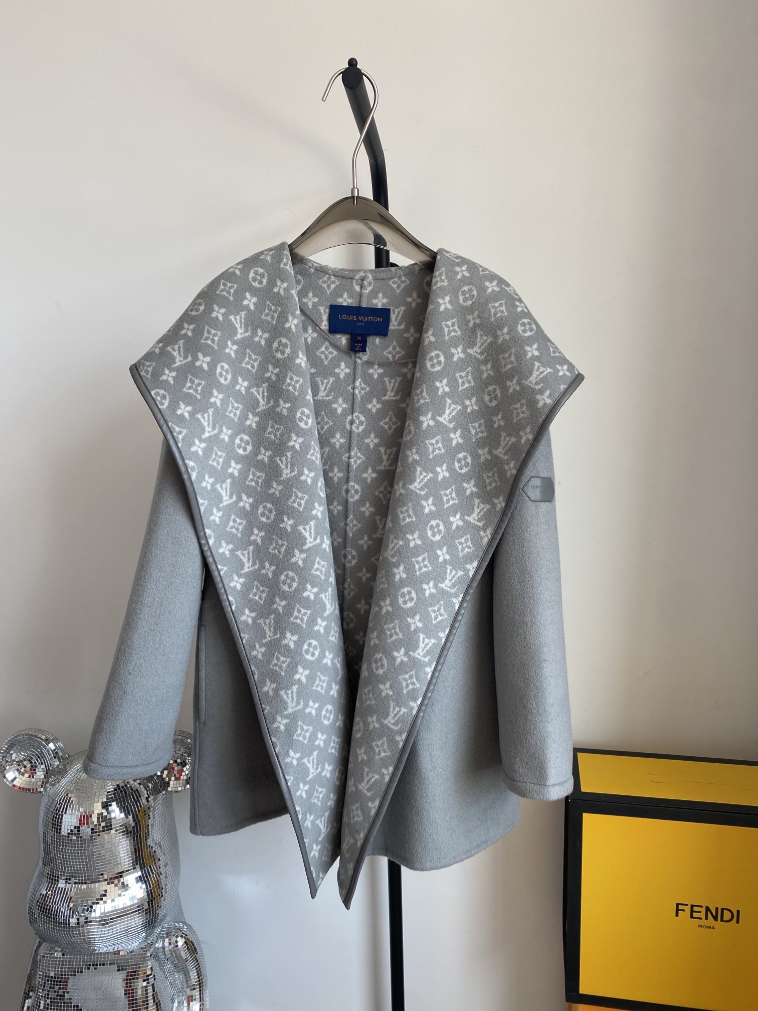 [ Louis Vuitton ] ルイ・ヴィトン  リバーシブルコートウールレディーストップス