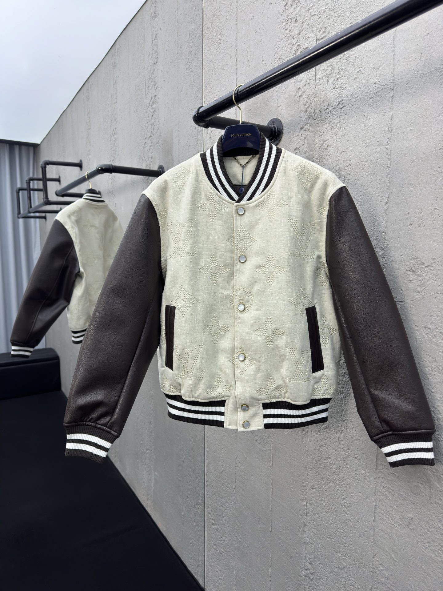 [ Louis Vuitton ] ルイ・ヴィトン  ボール押え型野球服