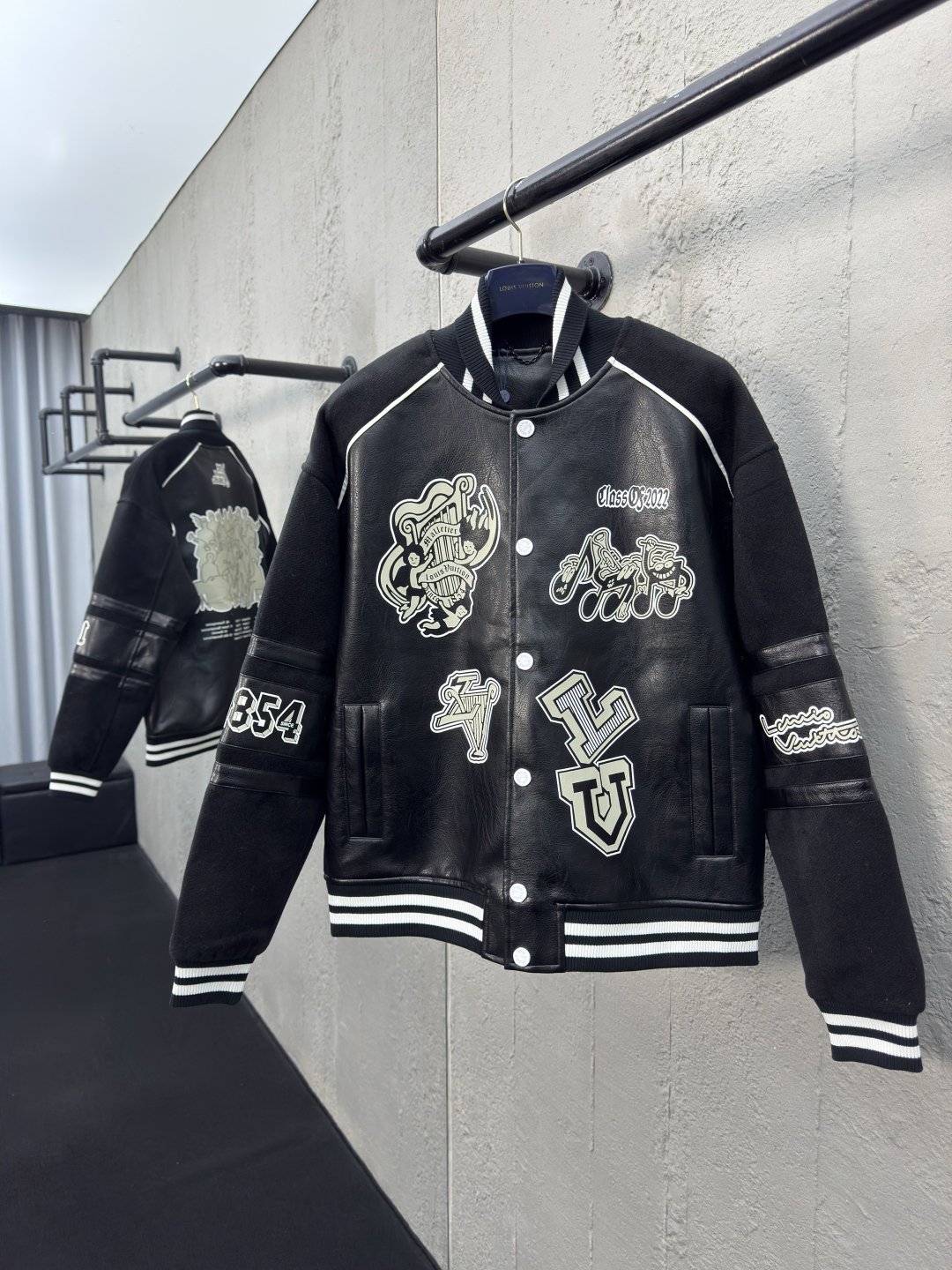 [ Louis Vuitton ] ルイ・ヴィトン  本革レーザー彫刻ジャケット