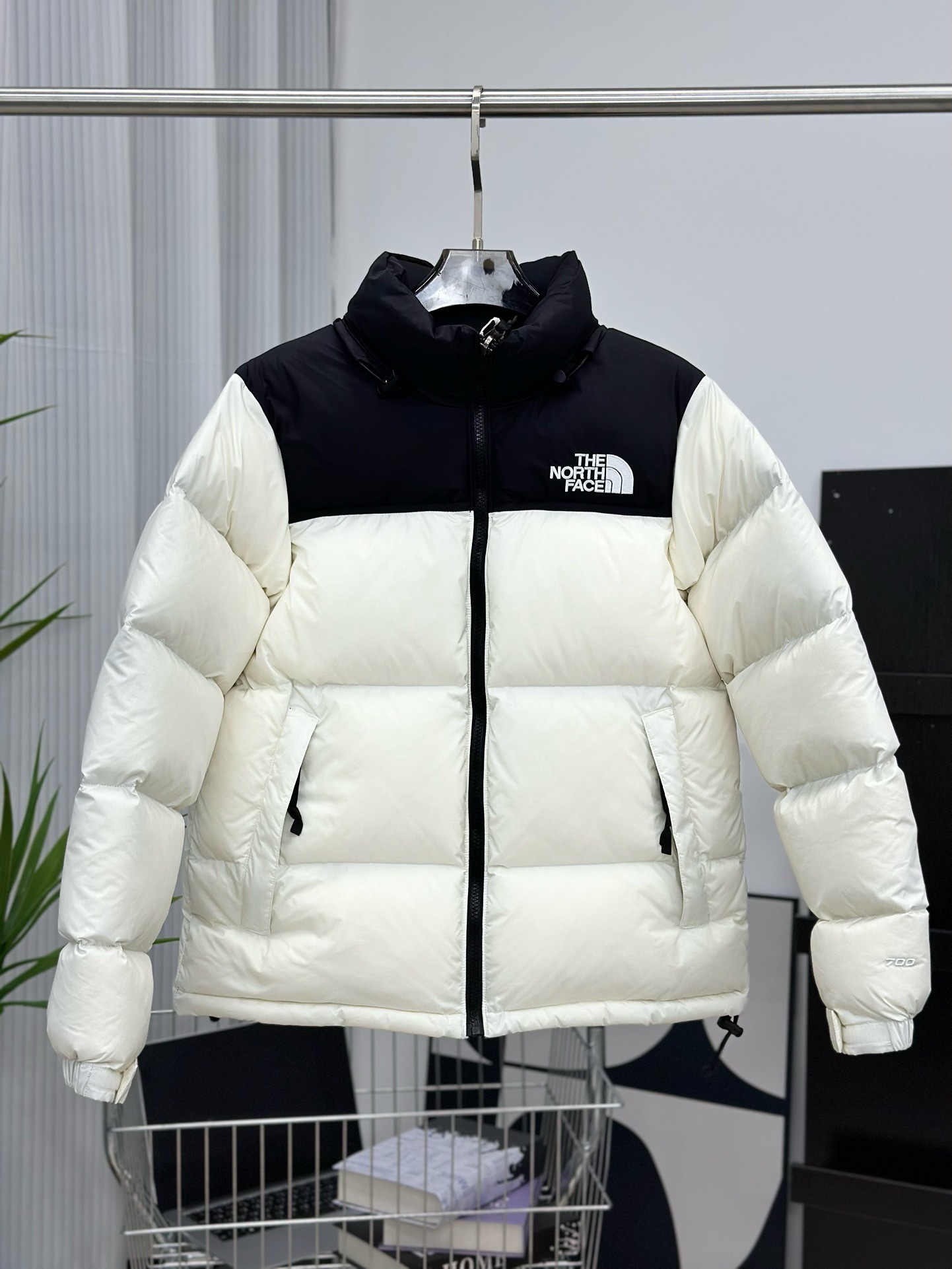 The North Face 1996 Nuptse 4 NCHアウトドアクラシックダウンジャケット