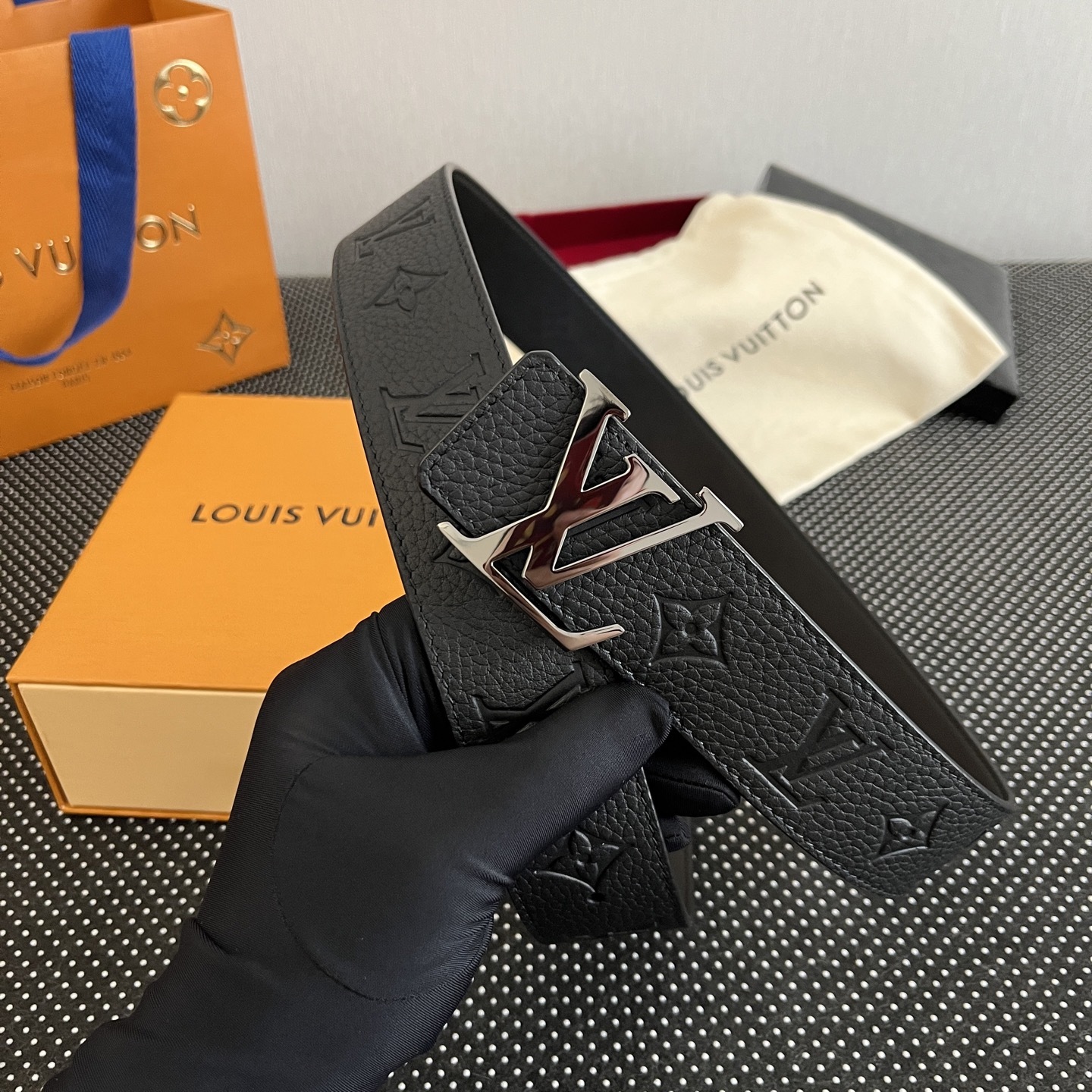 Louis Vuitton ルイヴィトンの新作ベルト