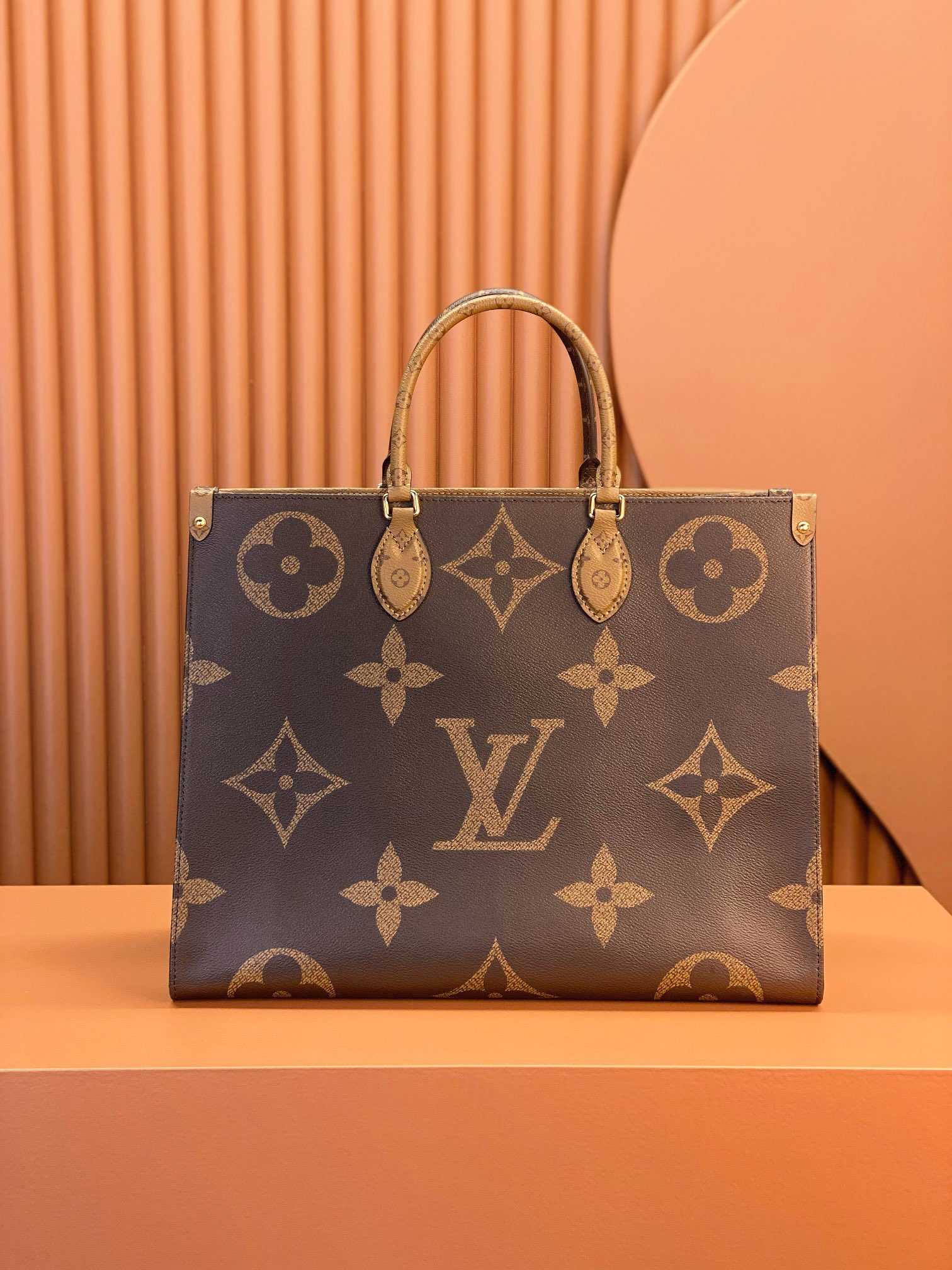 Louis Vuitton  ルイ・ヴィトン シーズナル ワンショルダーバッグ 