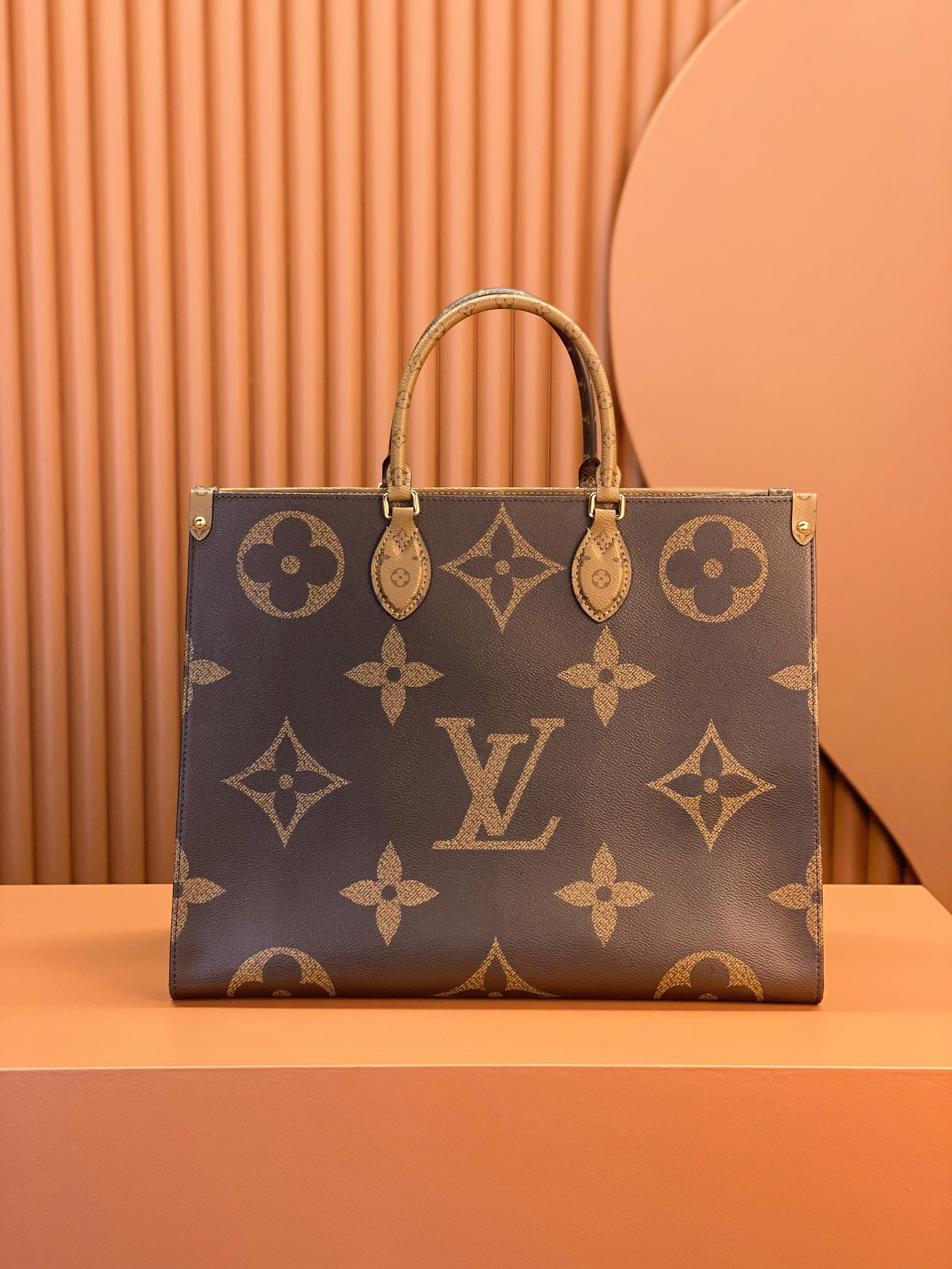 Louis Vuitton  ルイ・ヴィトン シーズナル ワンショルダーバッグ 