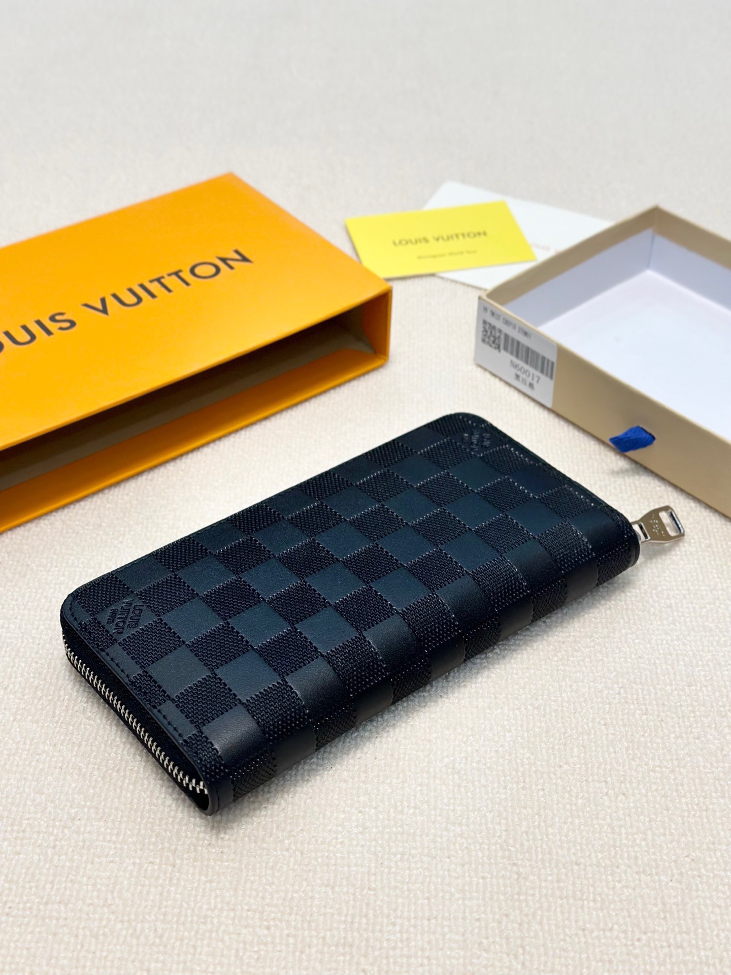 ルイ・ヴィトン「Louis Vuitton」レザーポケットウォレット