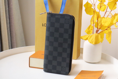 ルイ・ヴィトン「Louis Vuitton」レザーポケットウォレット