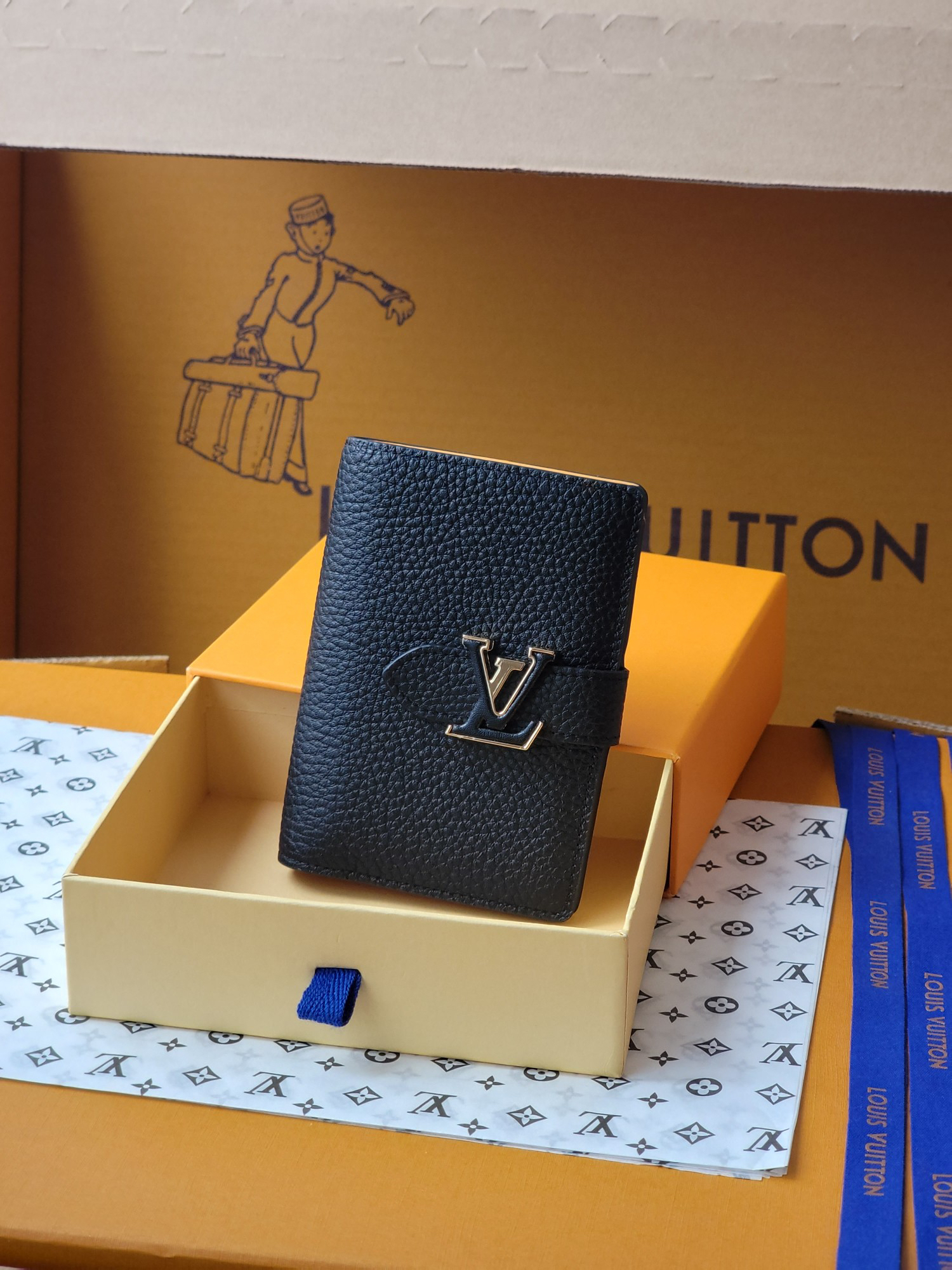ルイ・ヴィトン「Louis Vuitton」レザーポケットウォレット
