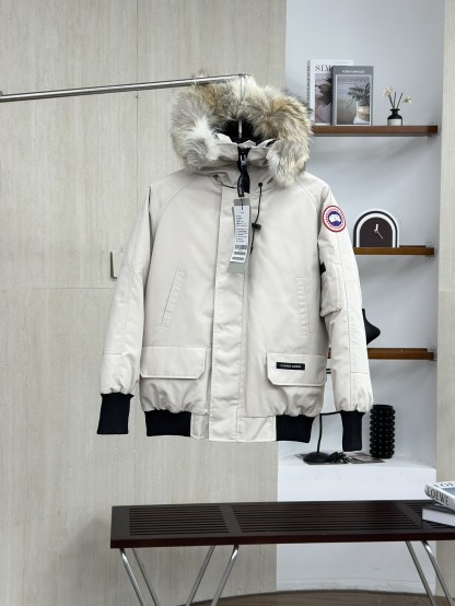 カナダグース　極寒対応ダウンジャケット 01シリーズ