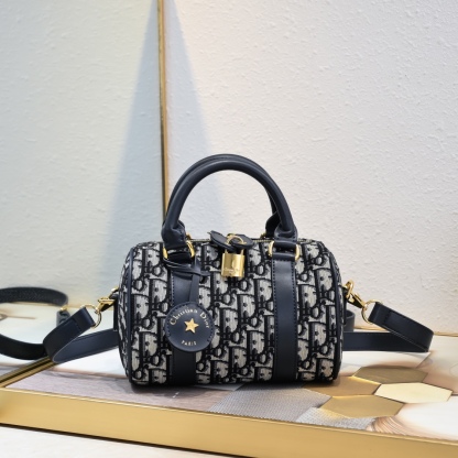 ディオール「Dior」 レディース おしゃれ ショルダーバッグ