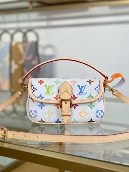Louis Vuitton  ルイ・ヴィトン シーズナル ワンショルダーバッグ 
