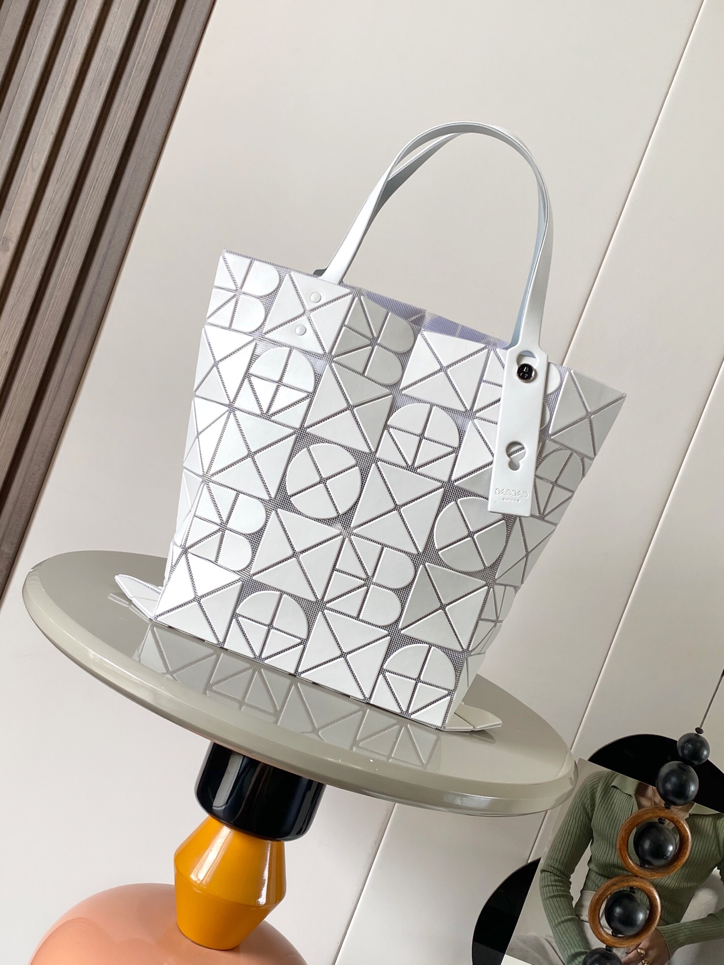 イッセイミヤケ「Issey Miyake」LUCENTシリーズ トートバッグ