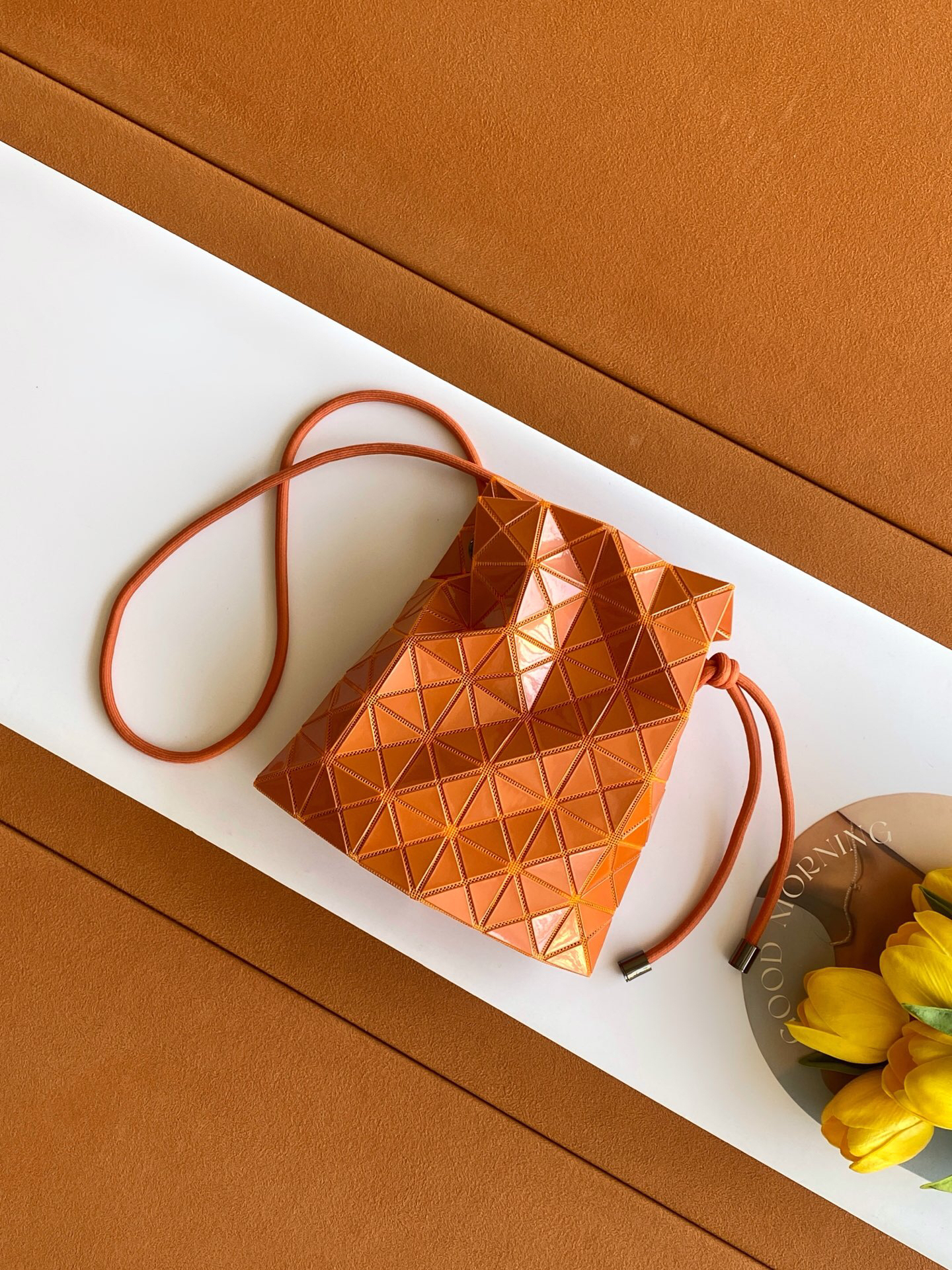 イッセイミヤケ「Issey Miyake」LUCENTシリーズ トートバッグ