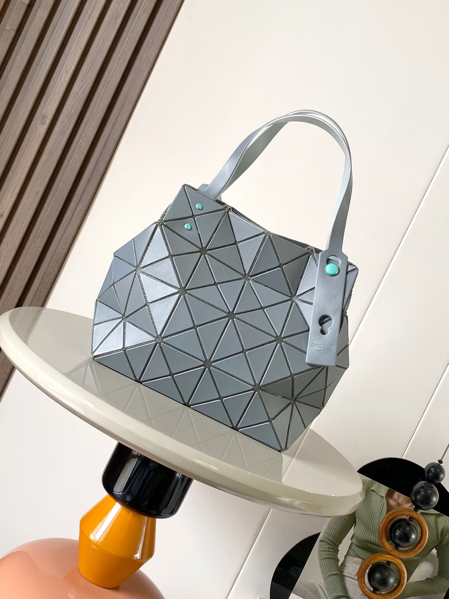 イッセイミヤケ「Issey Miyake」LUCENTシリーズ トートバッグ