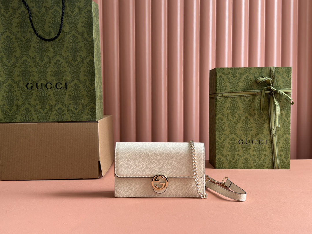 グッチ「Gucci」 レディース おしゃれ ショルダーバッグ