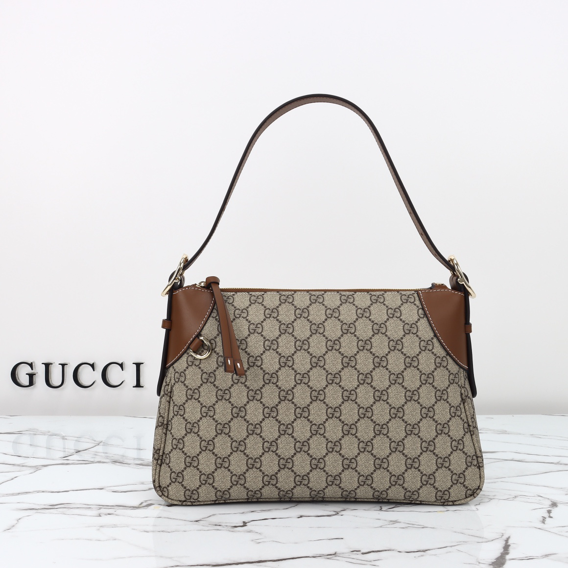 グッチ「Gucci」レディースファッションハンドバッグとショルダーバッグ