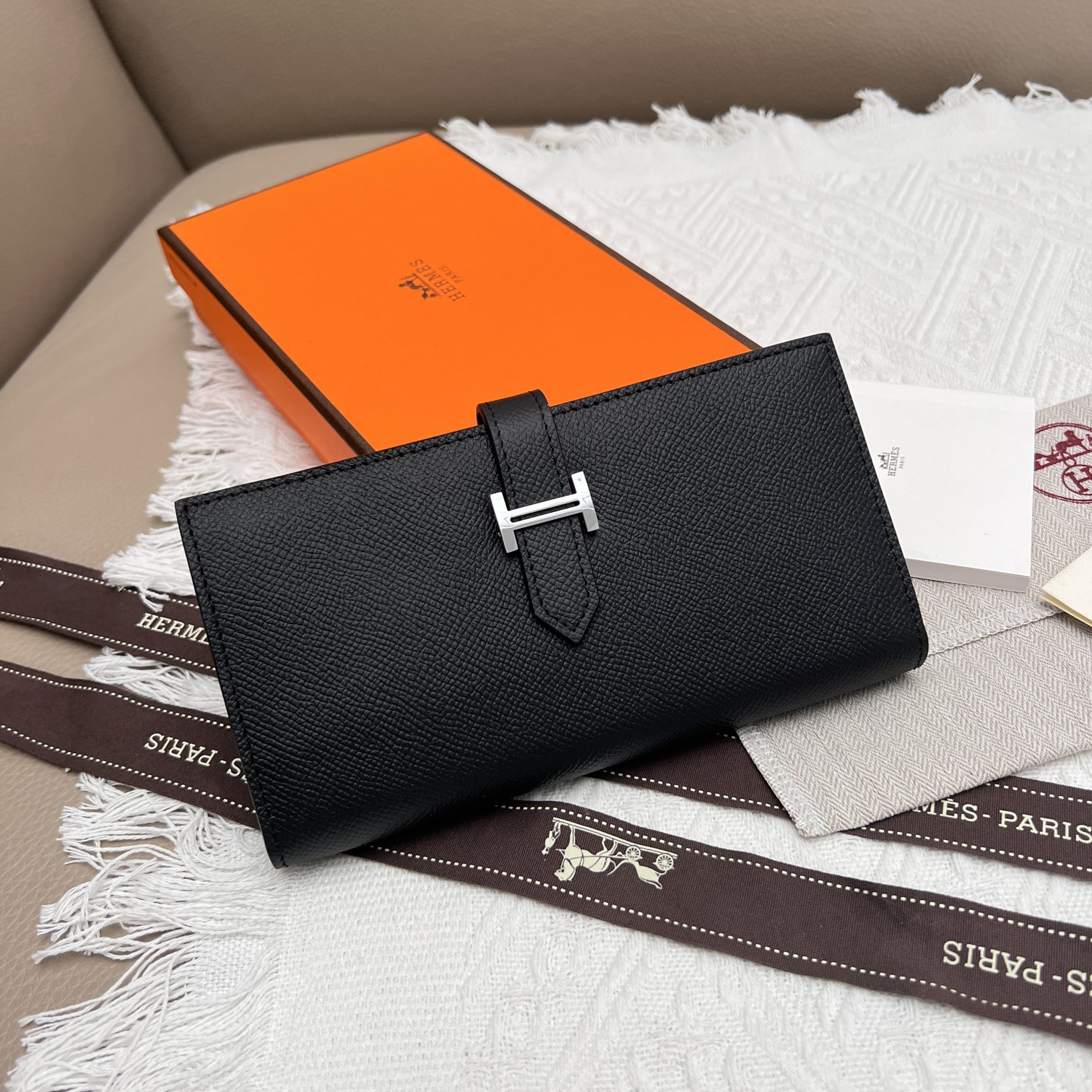 エルメス「Hermès」 レザーポケットウォレット