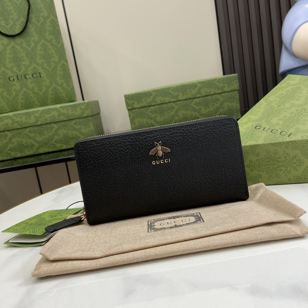 グッチ「Gucci」 クラシックなモノグラムウォレット