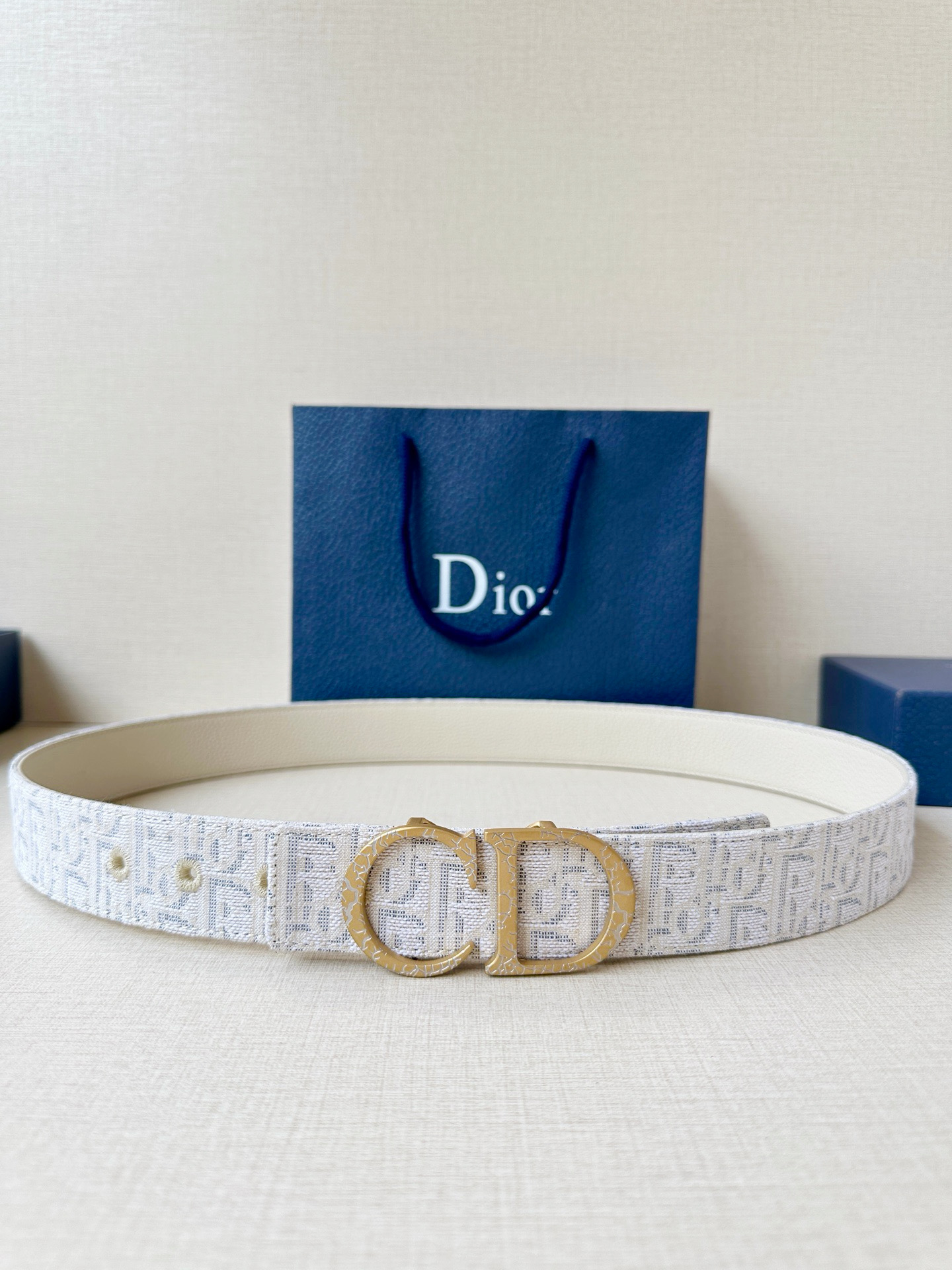 ディオール「Dior」女性用ベルト