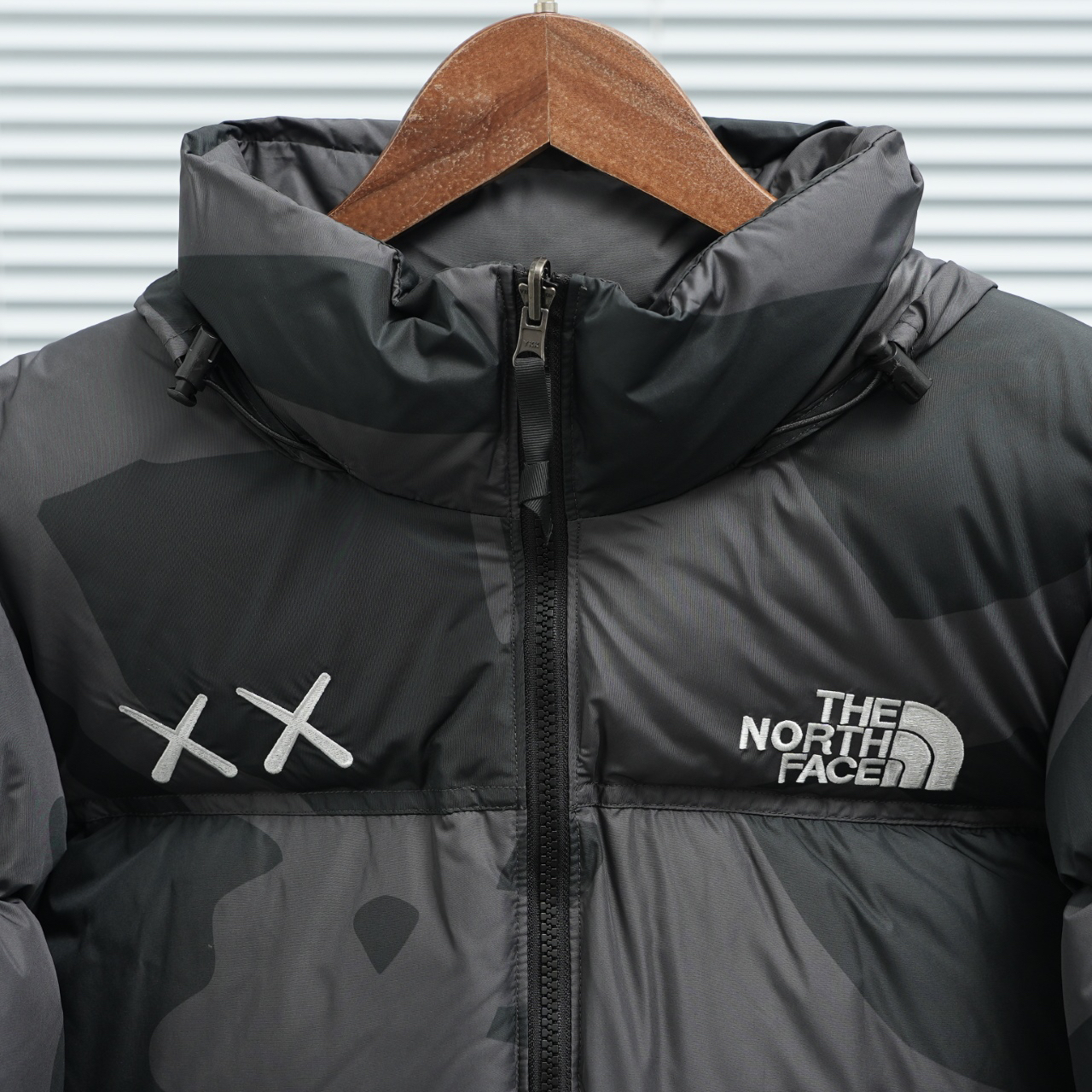 ザ・ノースフェイス 厳冬のしつらえにダウンジャケットシリーズ