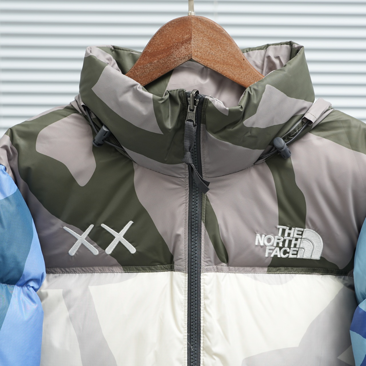 ザ・ノースフェイス 厳冬のしつらえにダウンジャケットシリーズ