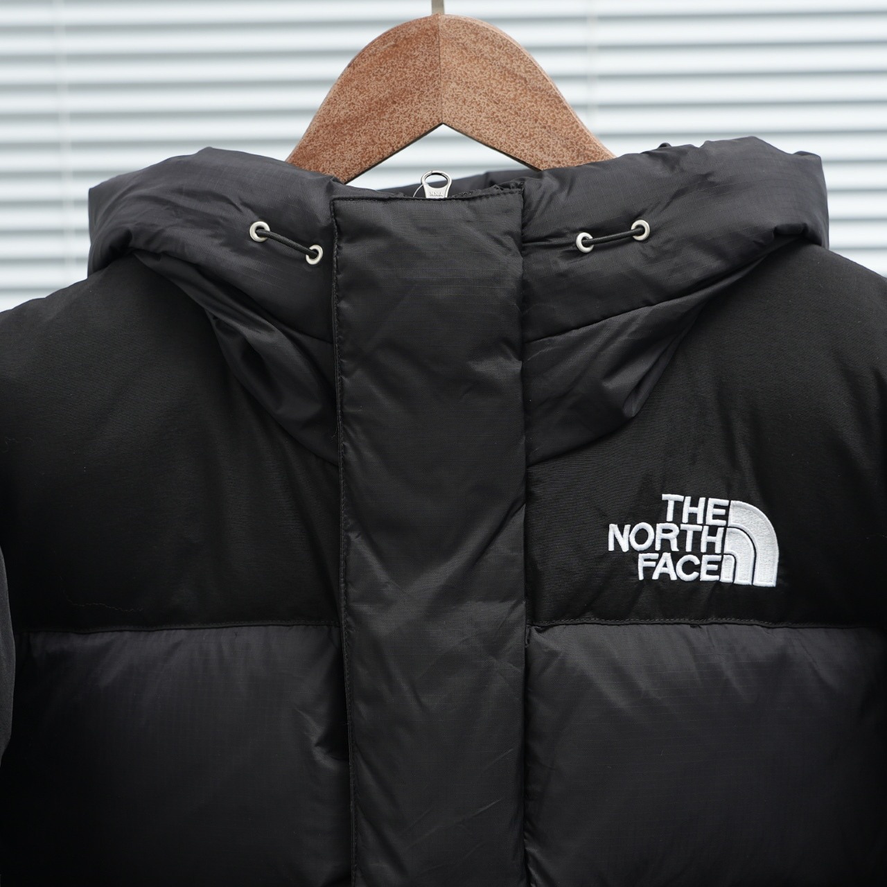 ザ・ノースフェイス 厳冬のしつらえにダウンジャケットシリーズ