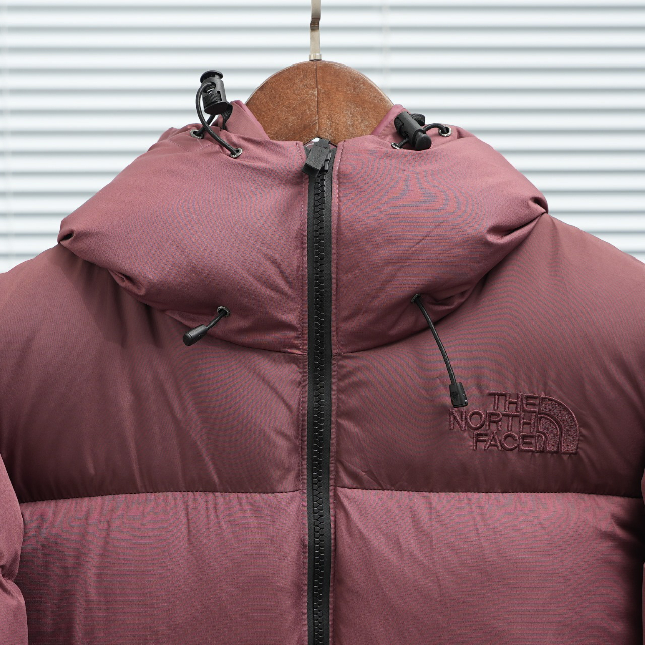 ザ・ノースフェイス 厳冬のしつらえにダウンジャケットシリーズ