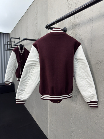 [ Louis Vuitton ] ルイ・ヴィトン  胸に刺繍を施したレザーの野球ウエア