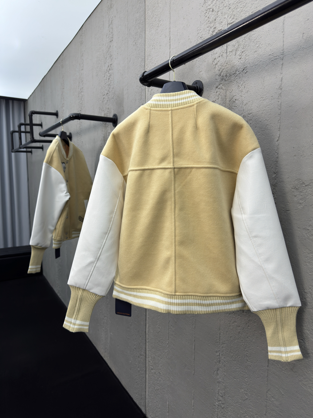 [ Louis Vuitton ] ルイ・ヴィトン  刺繍ペガサス野球服