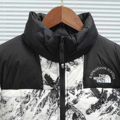 ザ・ノース・フェース スノーマウンテン第4世代--スリーブバッジモデル