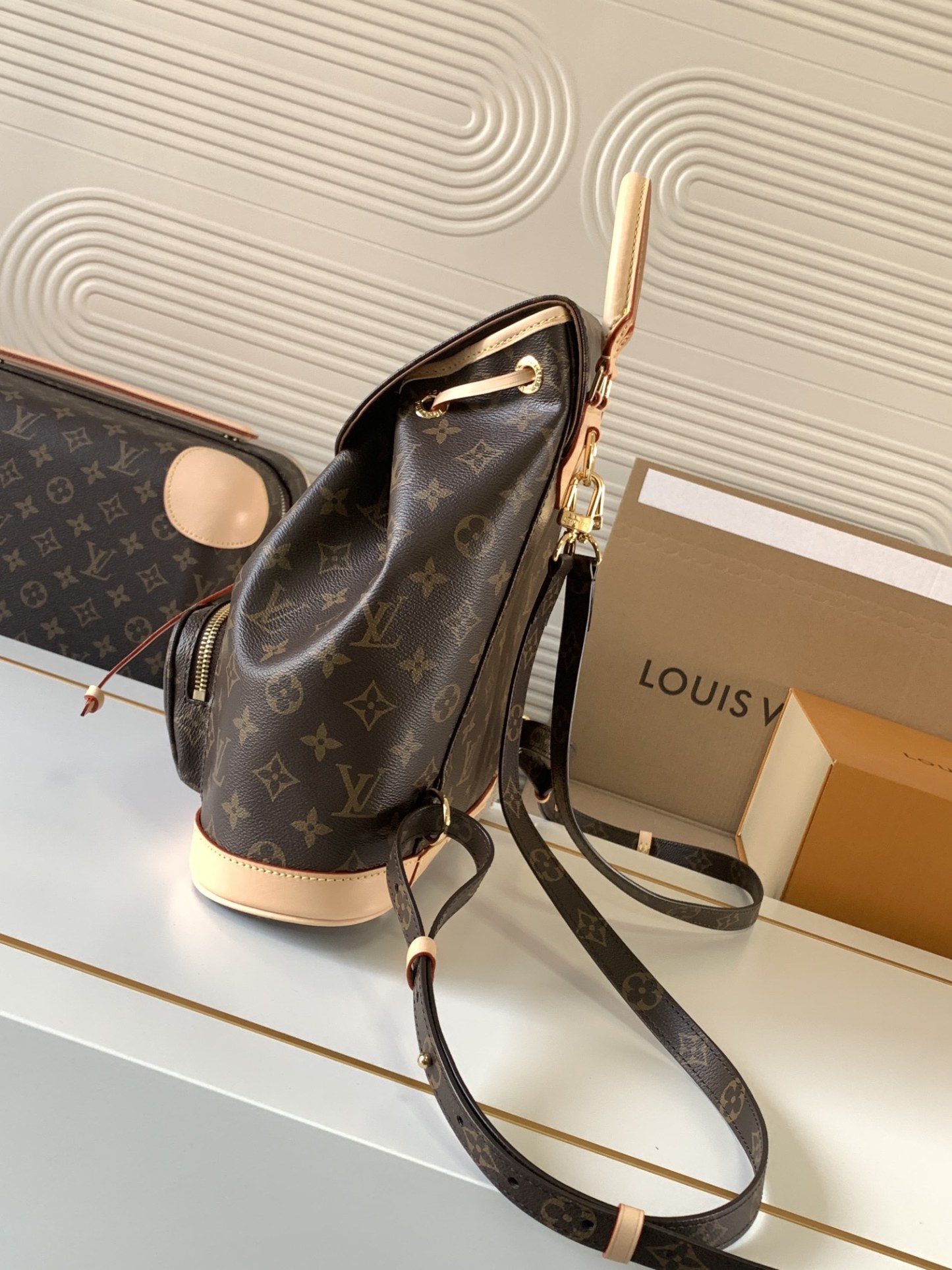 Louis Vuitton ルイ・ヴィトン レディースファッションバックパック