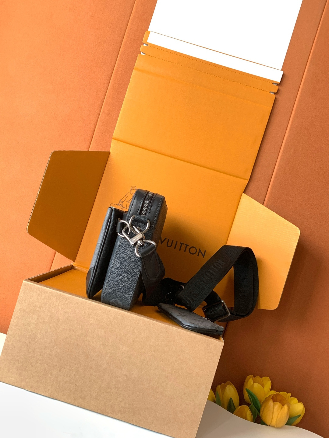 Louis Vuitton  ルイ・ヴィトン シーズナル ワンショルダーバッグ 