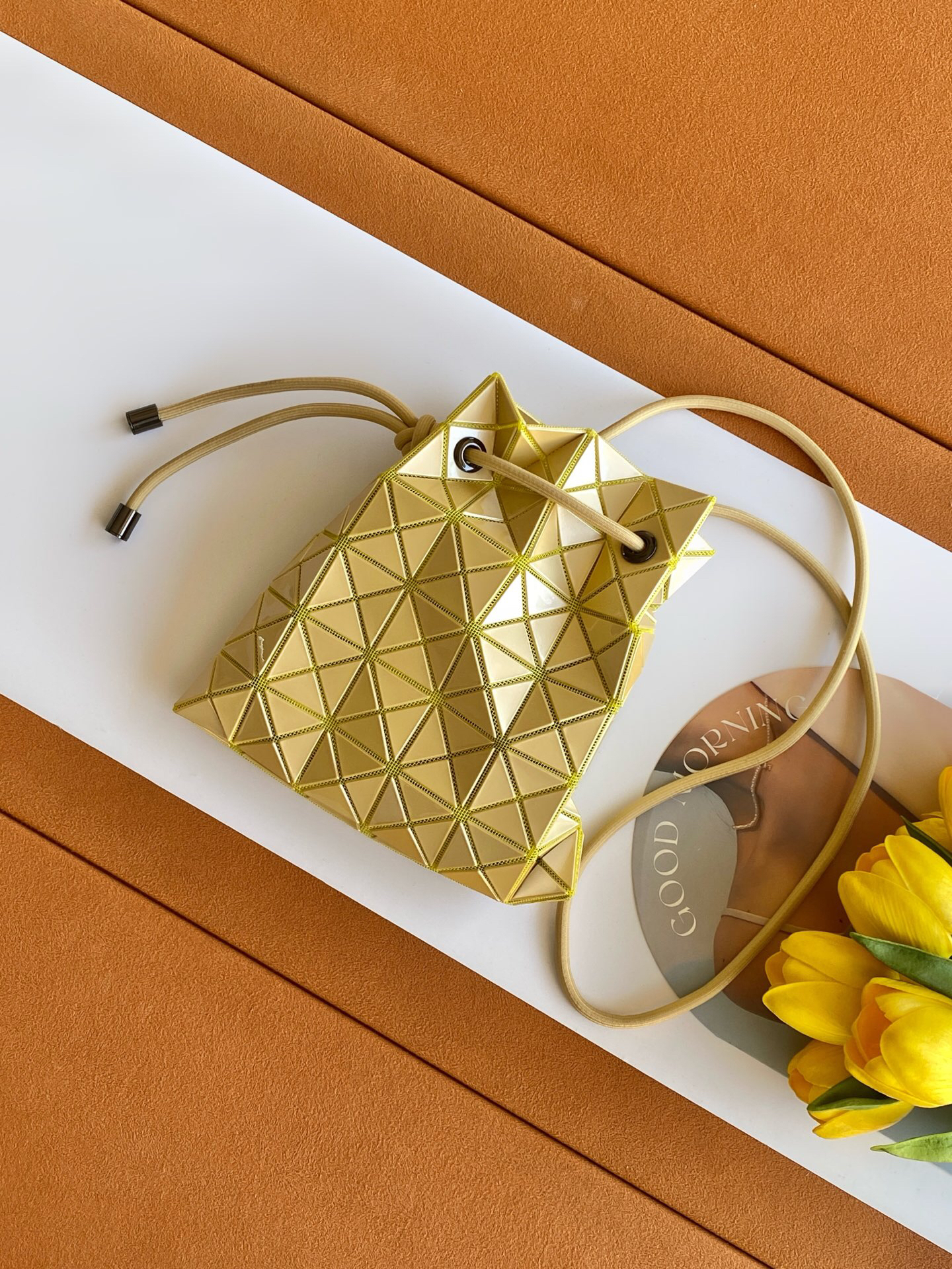 イッセイミヤケ「Issey Miyake」LUCENTシリーズ トートバッグ