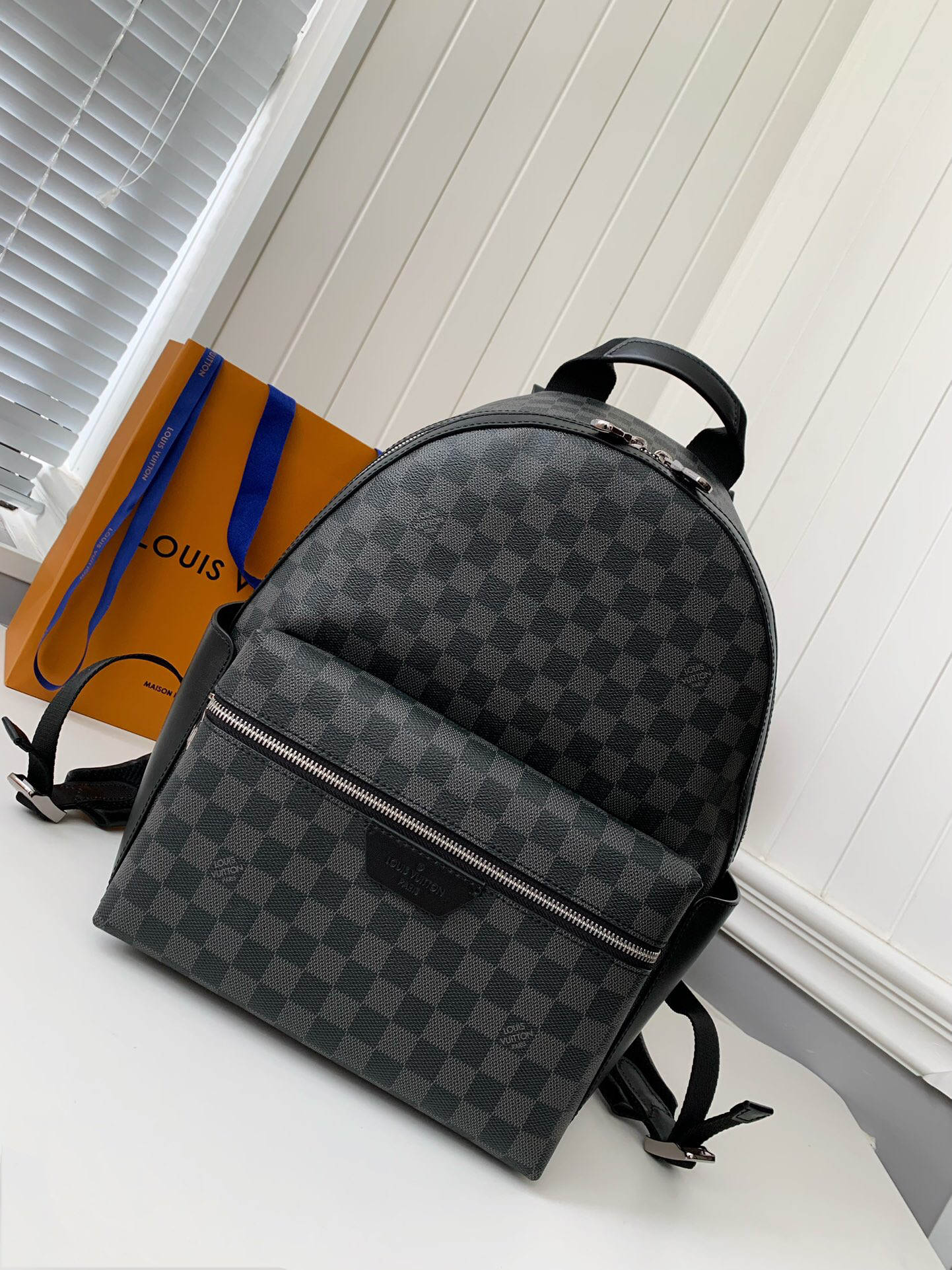 Louis Vuitton  ルイ・ヴィトン シーズナル ワンショルダーバッグ