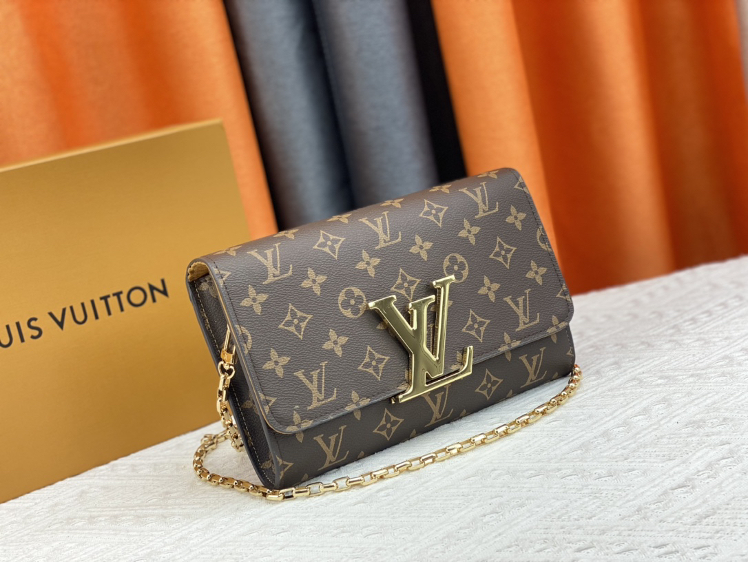 ルイ・ヴィトン「Louis Vuitton」レザーポケットウォレット レディース おしゃれ ショルダーバッグ